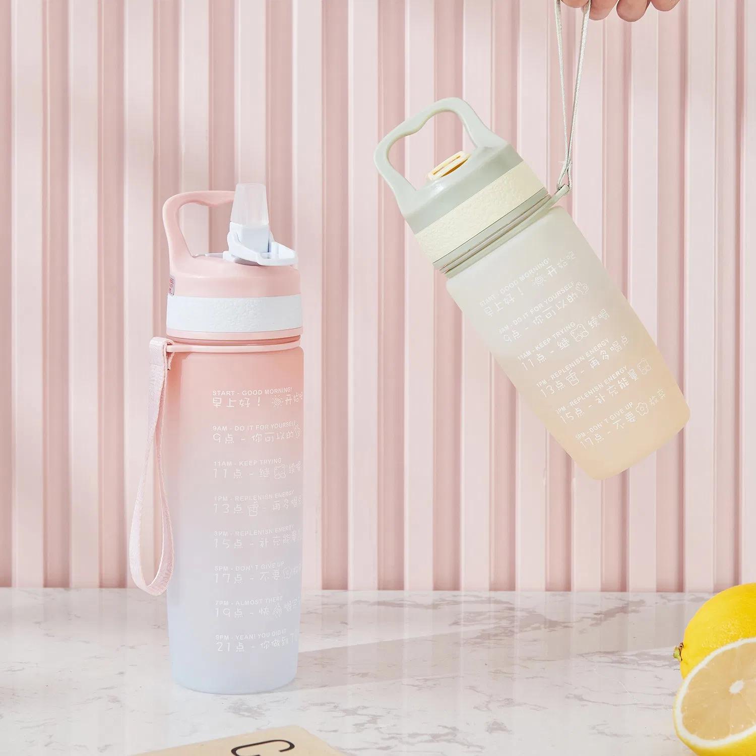 Promotional Gifts Leakproof 700ml Fitness Outdoor Sports Water Bottle with Plastic Water Bottle