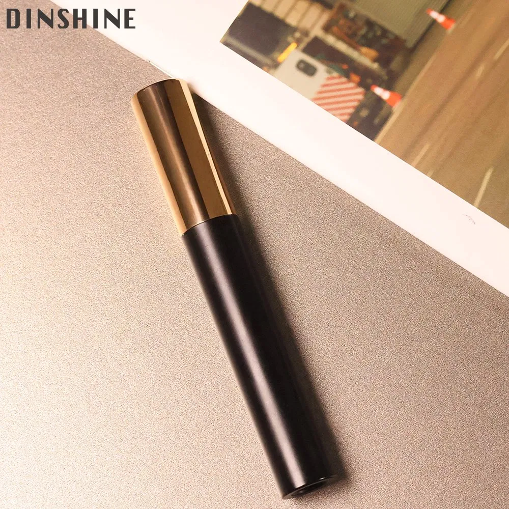 Private Label Round Empty Lip Gloss Packaging with Applicator Plastic Pet 5ml High Quality Black Matte Cosmetic Makeup Bottle