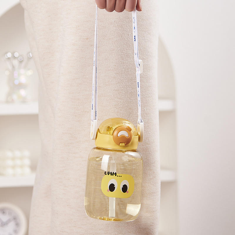 Lovely Kids Children's Plastic Leakproof Cheap Water Bottle with Spring Lid