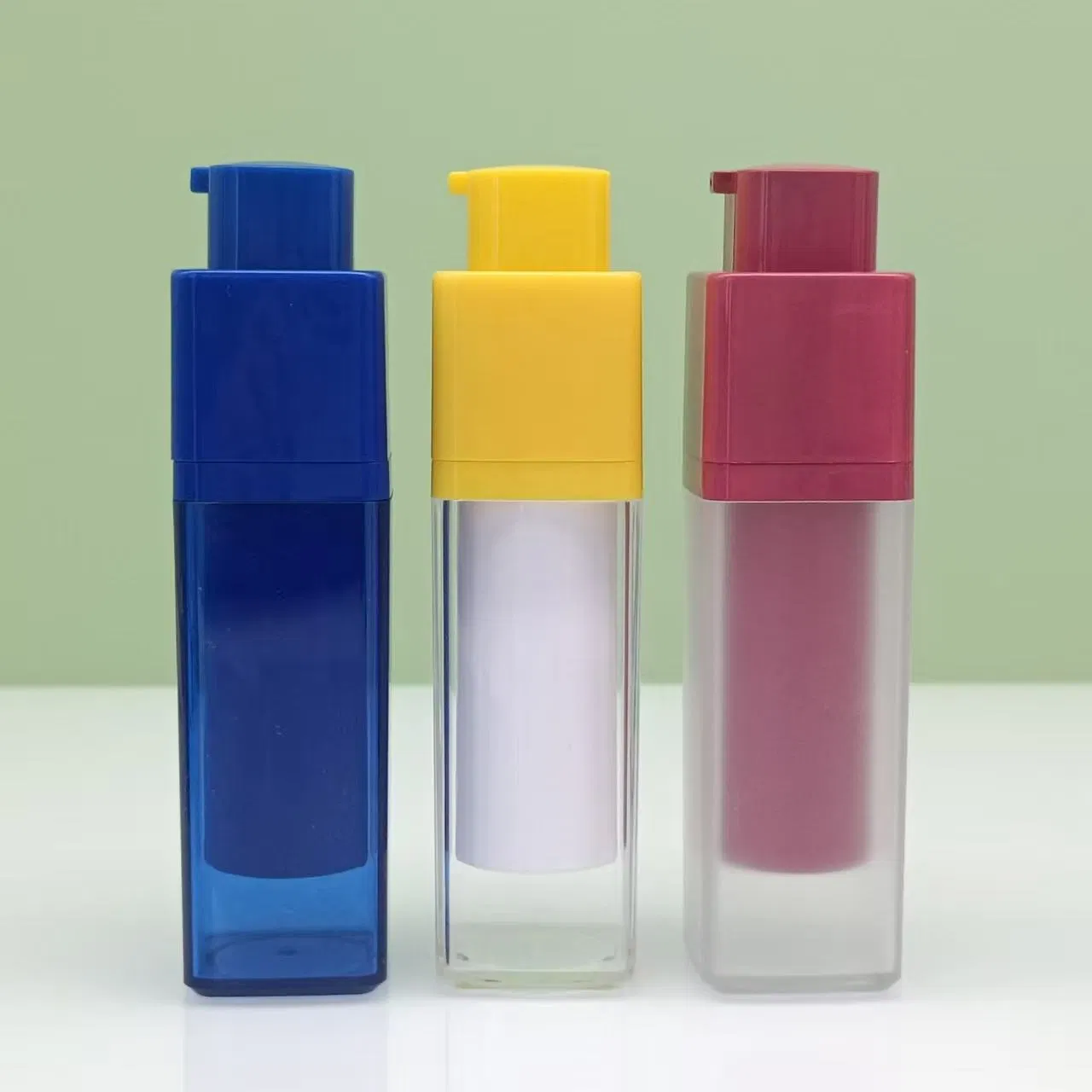 Matte Finish Colored Green Plastic Airless Pump Bottle Cylinder 15ml 30ml 50ml Refillable Airless Pump Cream Bottle for Serum Lotion Conditioner