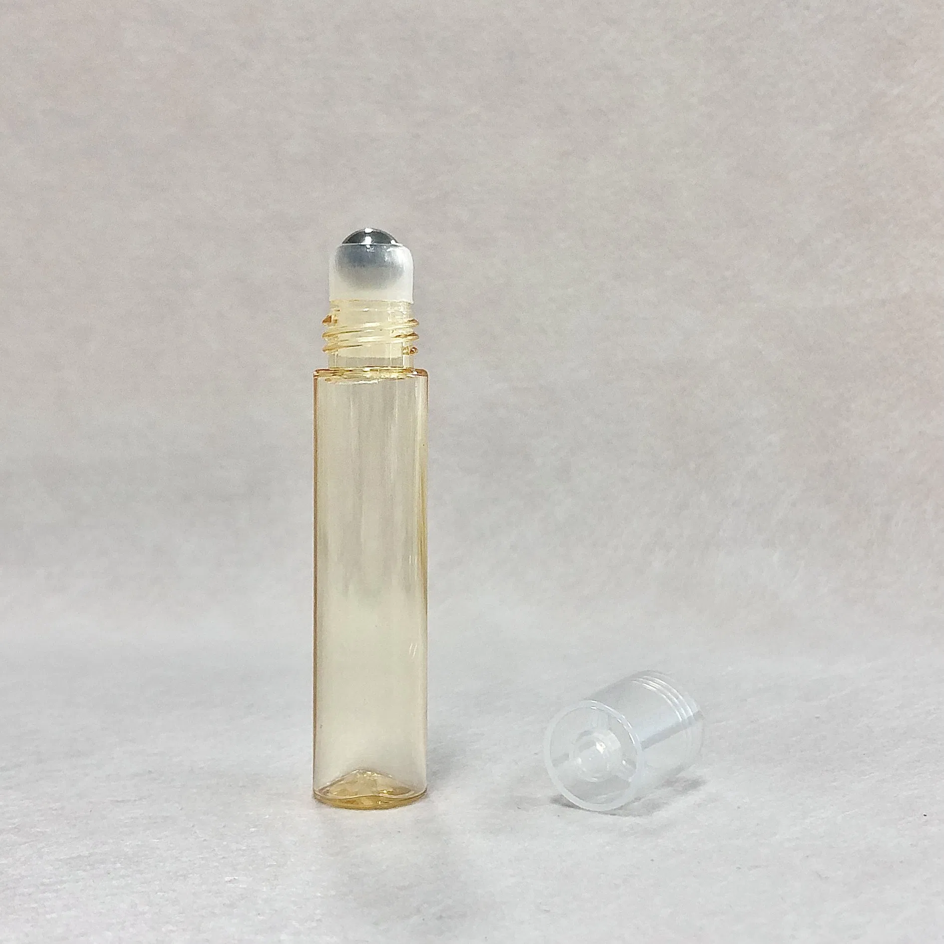 10ml Travel Leakproof Amber Cosmetic Skincare Roller Bottle Essential Oils Fragrances Plastic Roll on Bottle