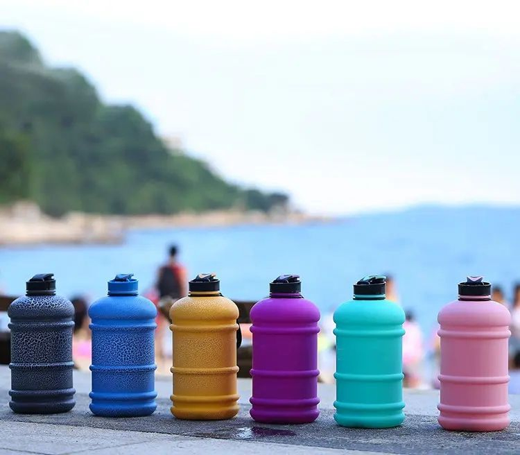 Sports Gym Fitness Bodybuilding Water Bottle Big BPA Free 1.3L 2.2L Plastic Shaker Water Bottle