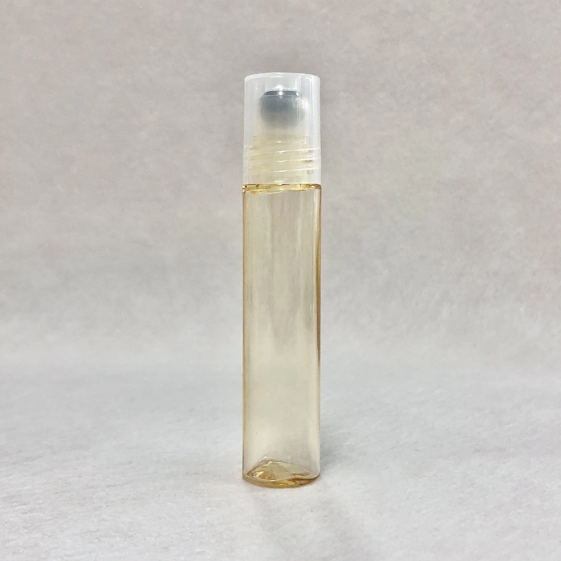 10ml Travel Leakproof Amber Cosmetic Skincare Roller Bottle Essential Oils Fragrances Plastic Roll on Bottle