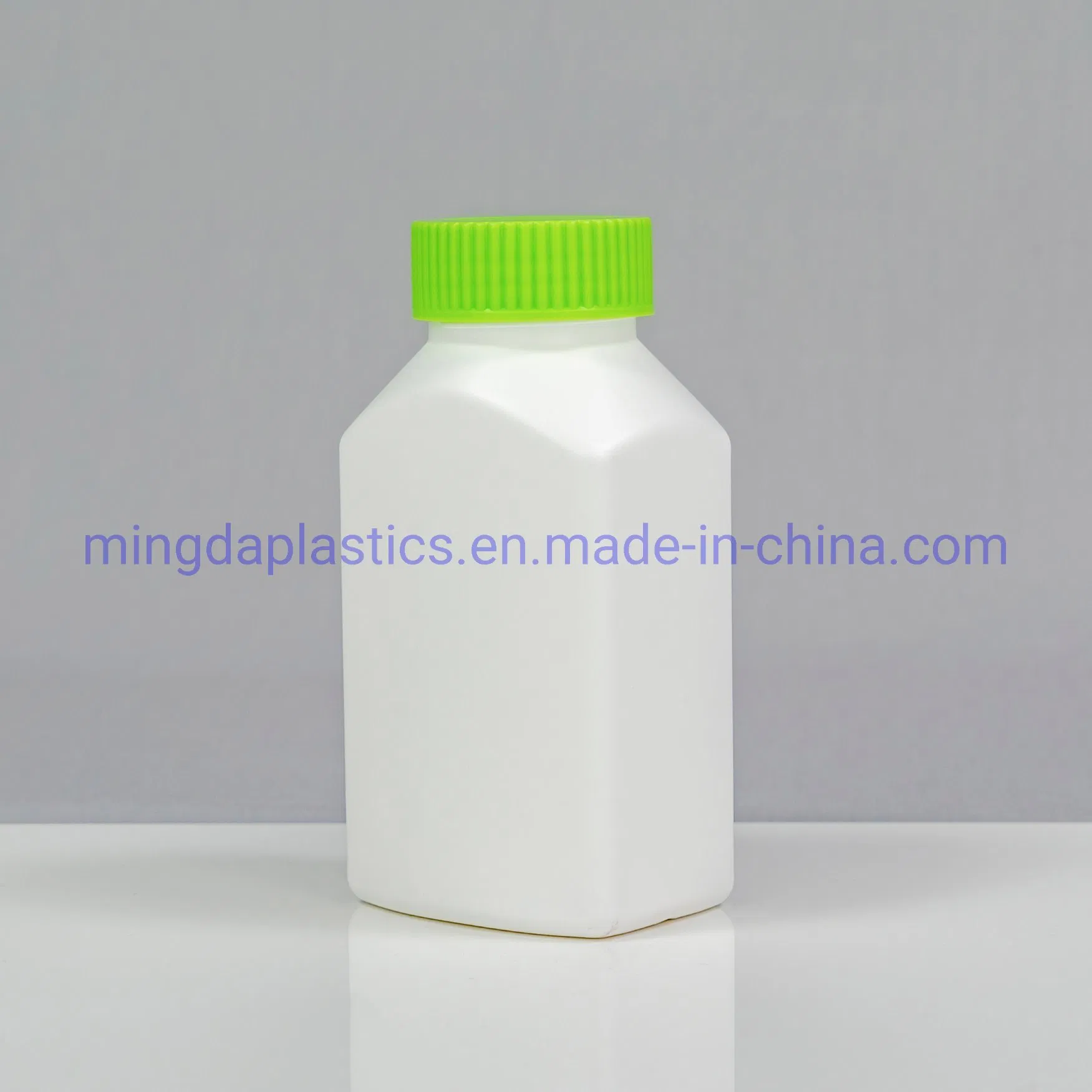 Eco-Friendly Customized Square 250ml HDPE Bottle Food Medicine Grade Empty Plastic Container