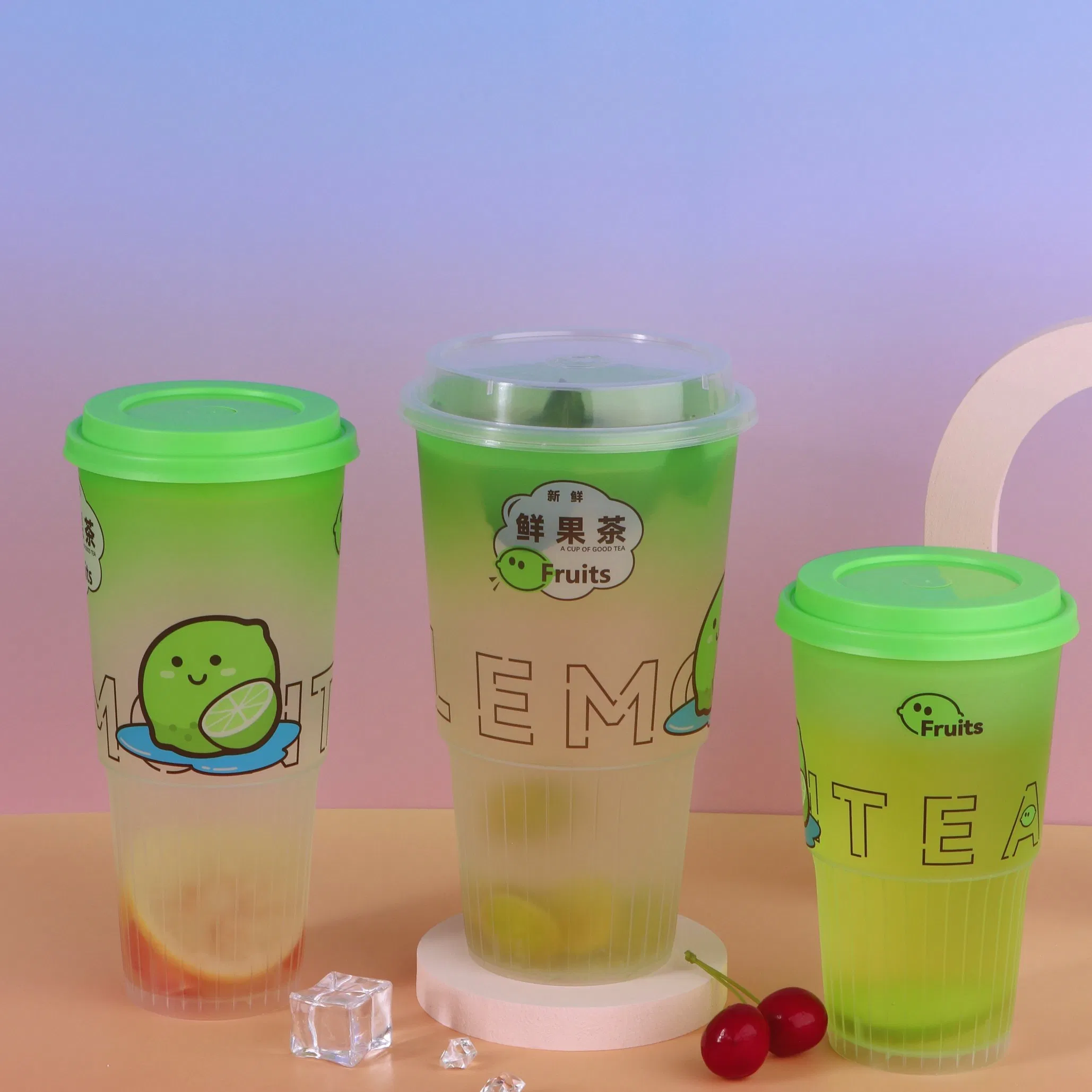 Xyj Hot Sale Leakproof Plastic Water Bottles with Carry Handle