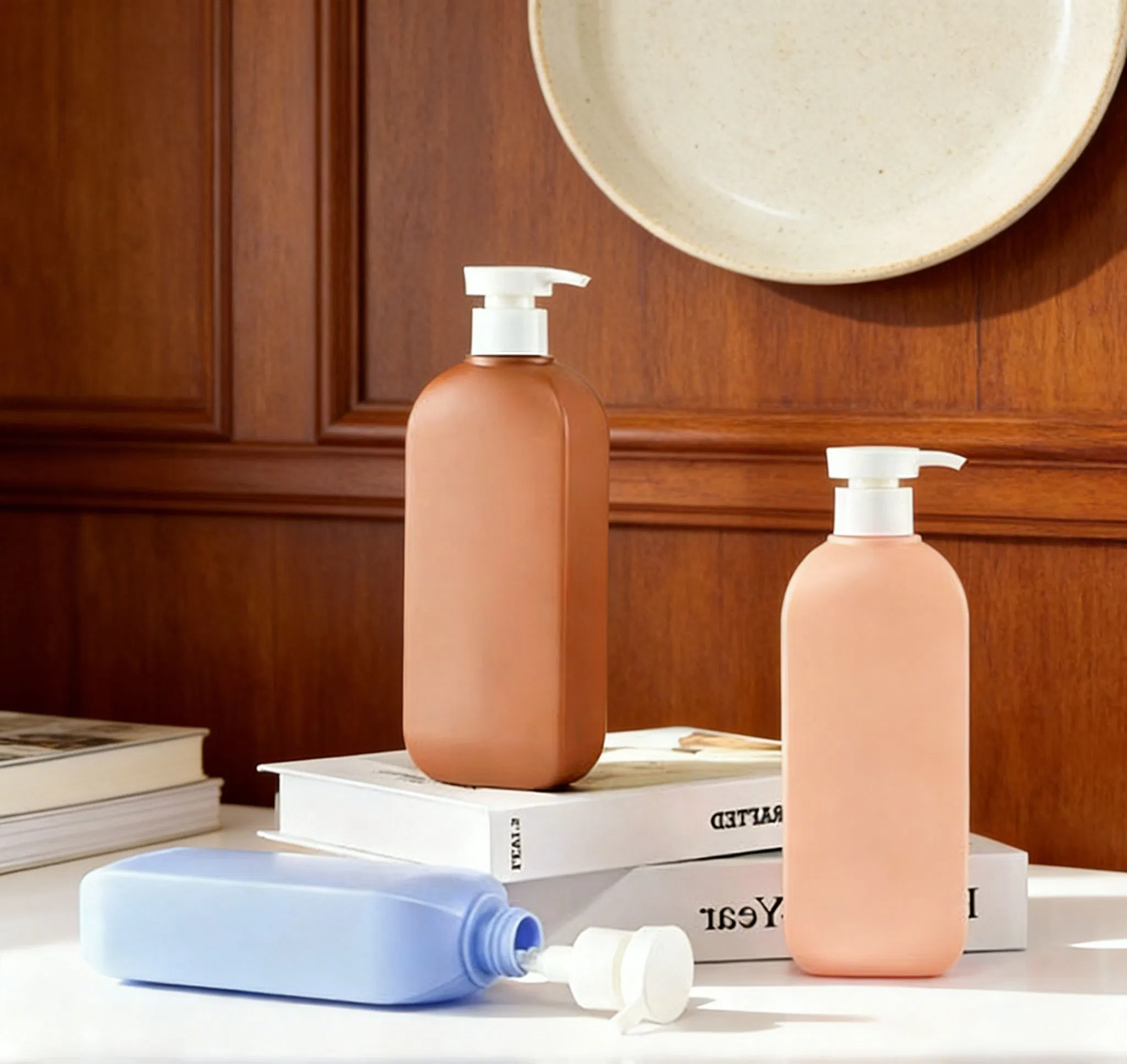 Packaging 300/500/750ml Travel Size Containers Reusable Refillable HDPE Plastic Bottle