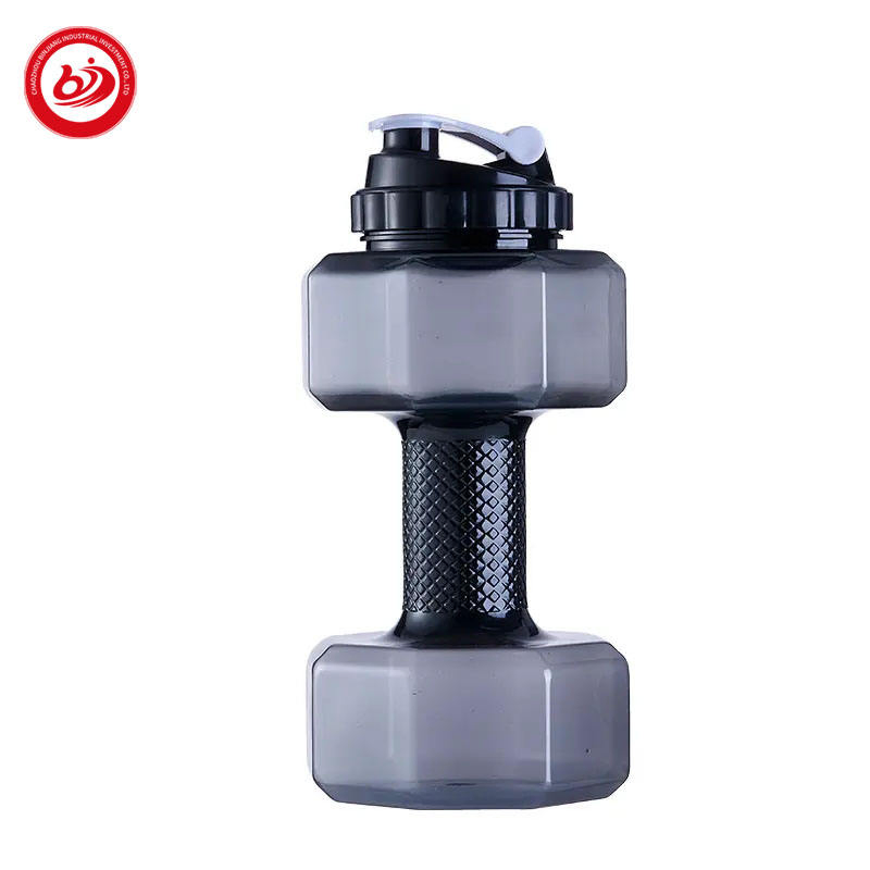 BPA Free Large Capacity Pet Dumbbell Shape Plastic Water Bottle with Handle Leakproof Plastic Gym Fitness Bottle for Outdoor