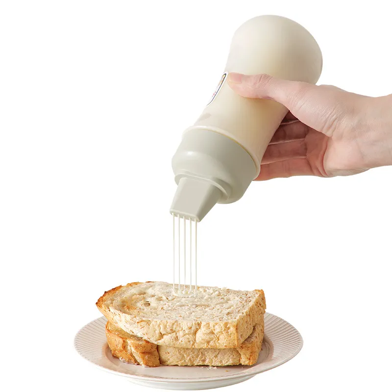 Household Plastic Squeeze Sauce Bottle