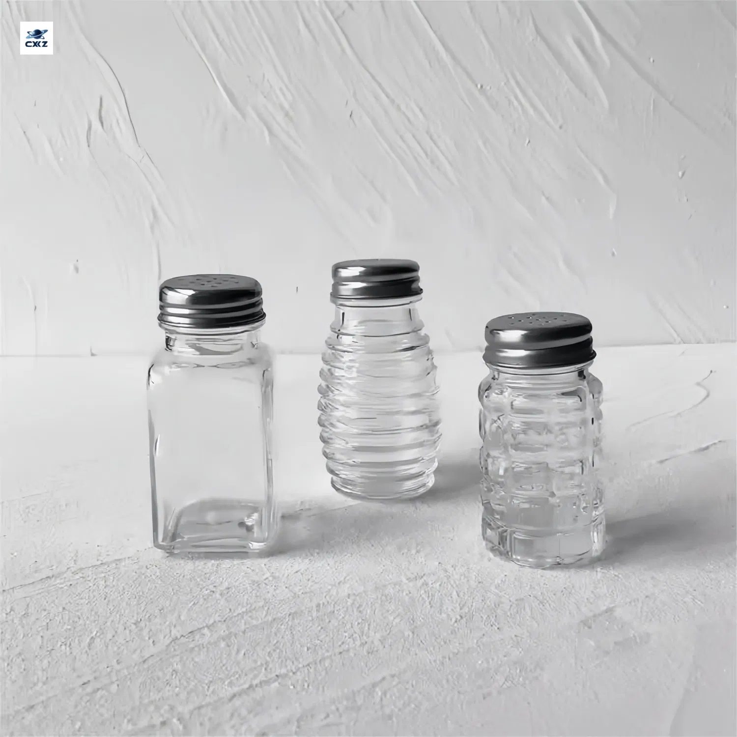 Hot Sale Pet Empty Plastic Seasoning Bottles Spice Shaker Powder Containers Pepper Salt Jar with Flapper Cap