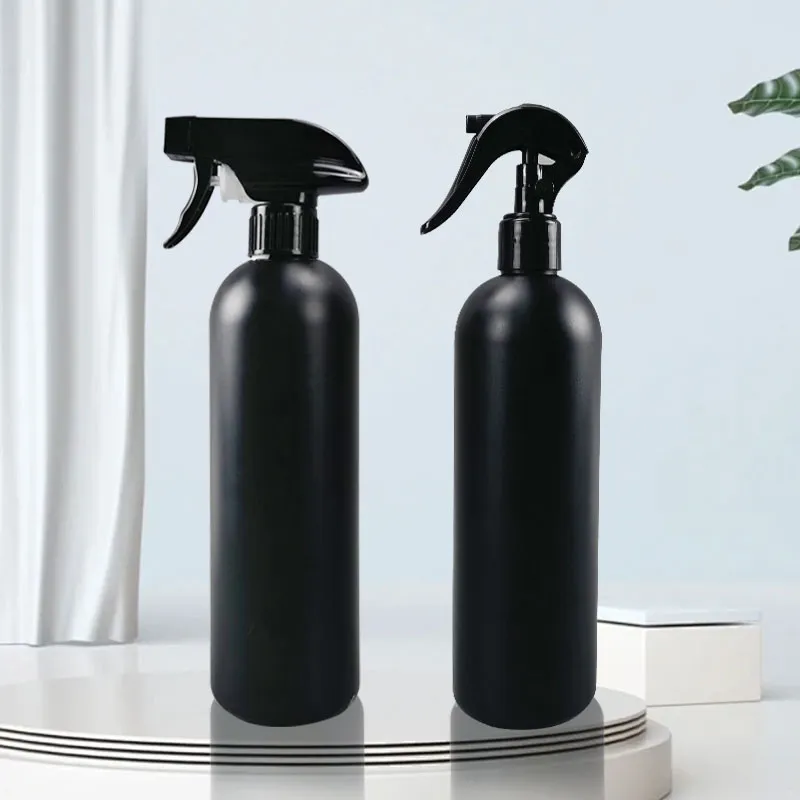 Trigger Spray Bottle Detail 2