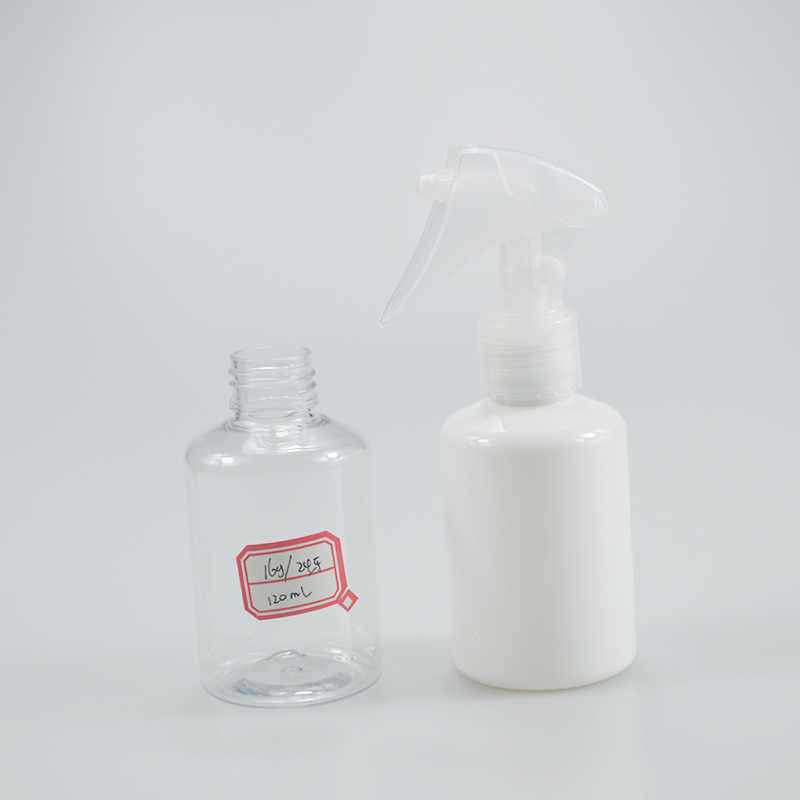 Plastic Pet Bottle 120ml Boston Round Bottle with Sprayer