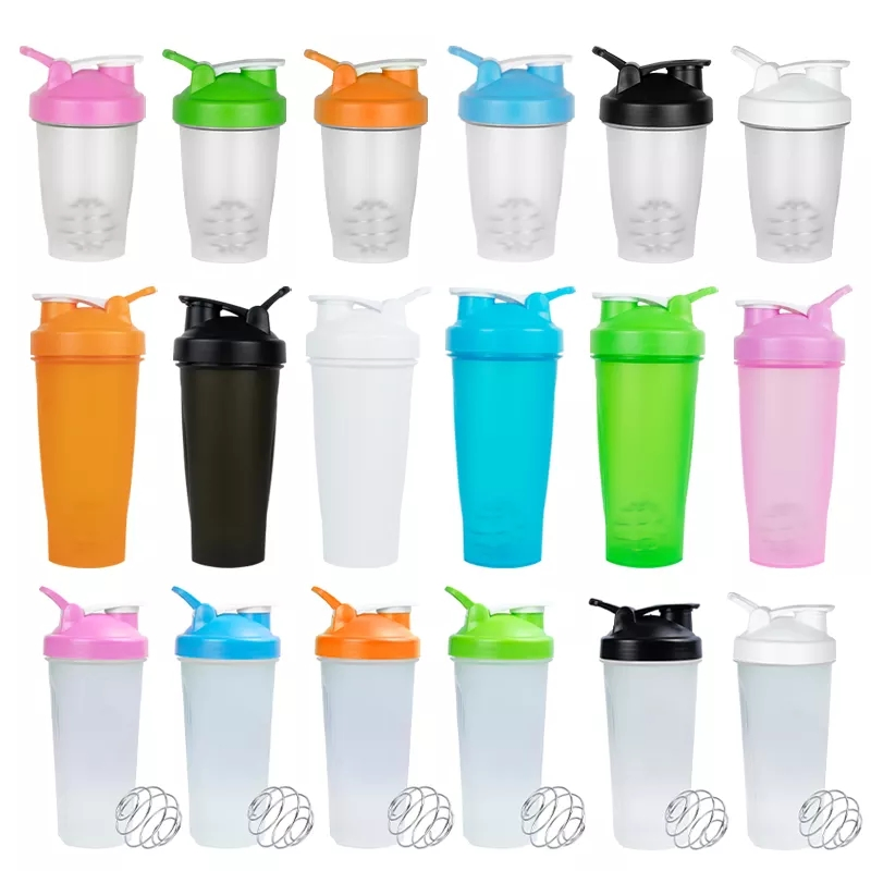 Wholesale Sport Shaker Water Bottle Personalized Custom Logo Protein Sport Plastic 600ml Shaker Gym Bottle Portable Sports Shaker