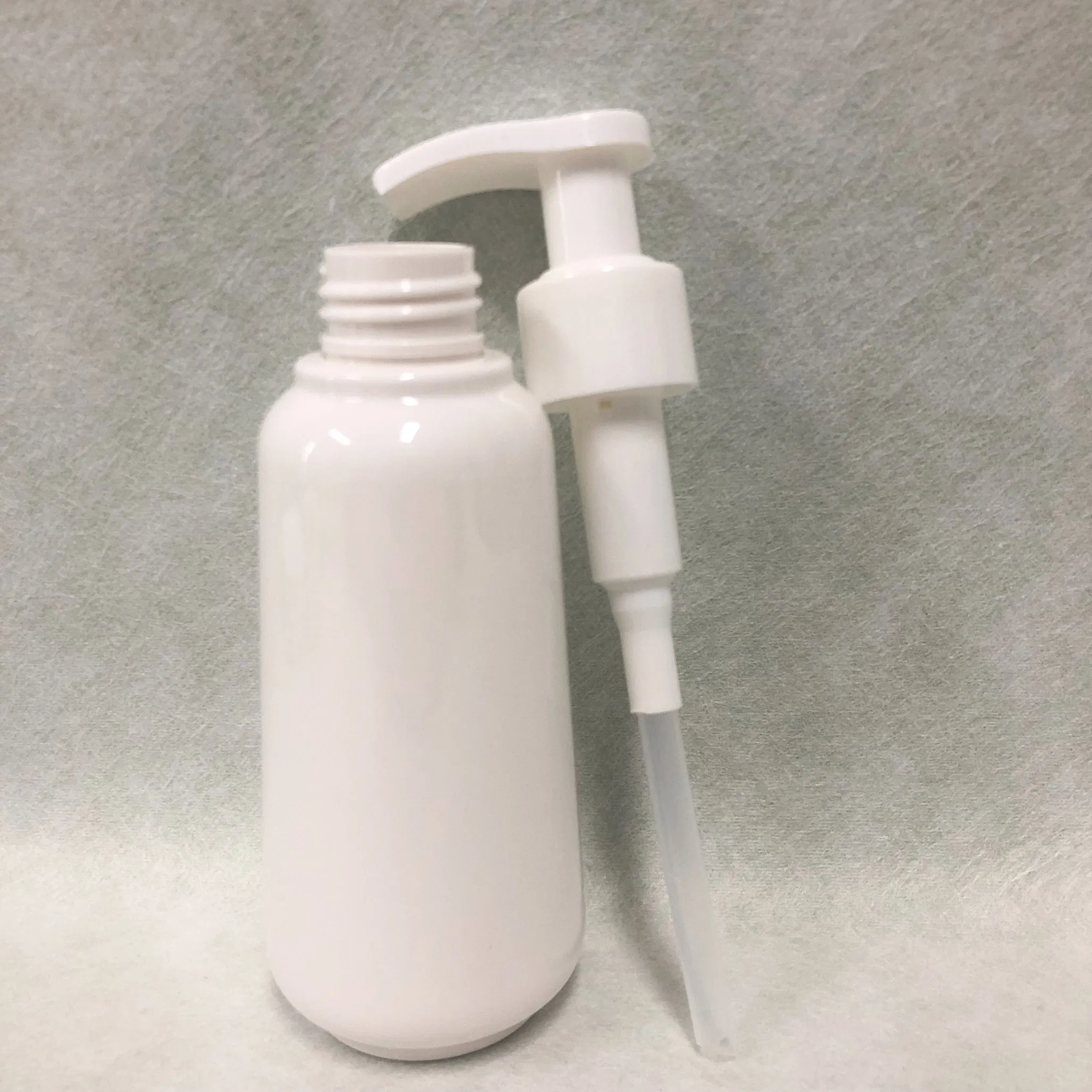 60ml 100ml Premium Refillable Clear Plastic Lotion Bottle with White Lid for Skincare Moisturizer Travel Leak-Proof Cosmetic Container Plastic Lotion Bottle