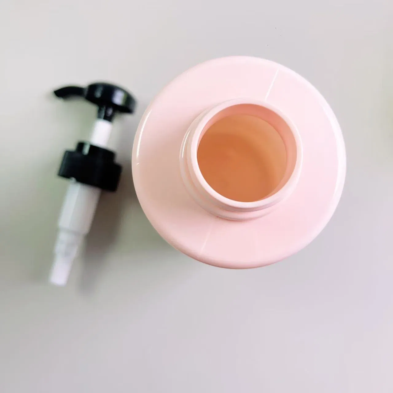 100ml Travel Plastic Bottles - Leak-Proof Plastic Bottles for Cosmetics &amp; Toiletries