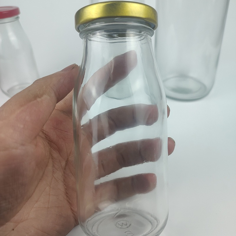 Transparent Glass Bottle for Milk Beverage