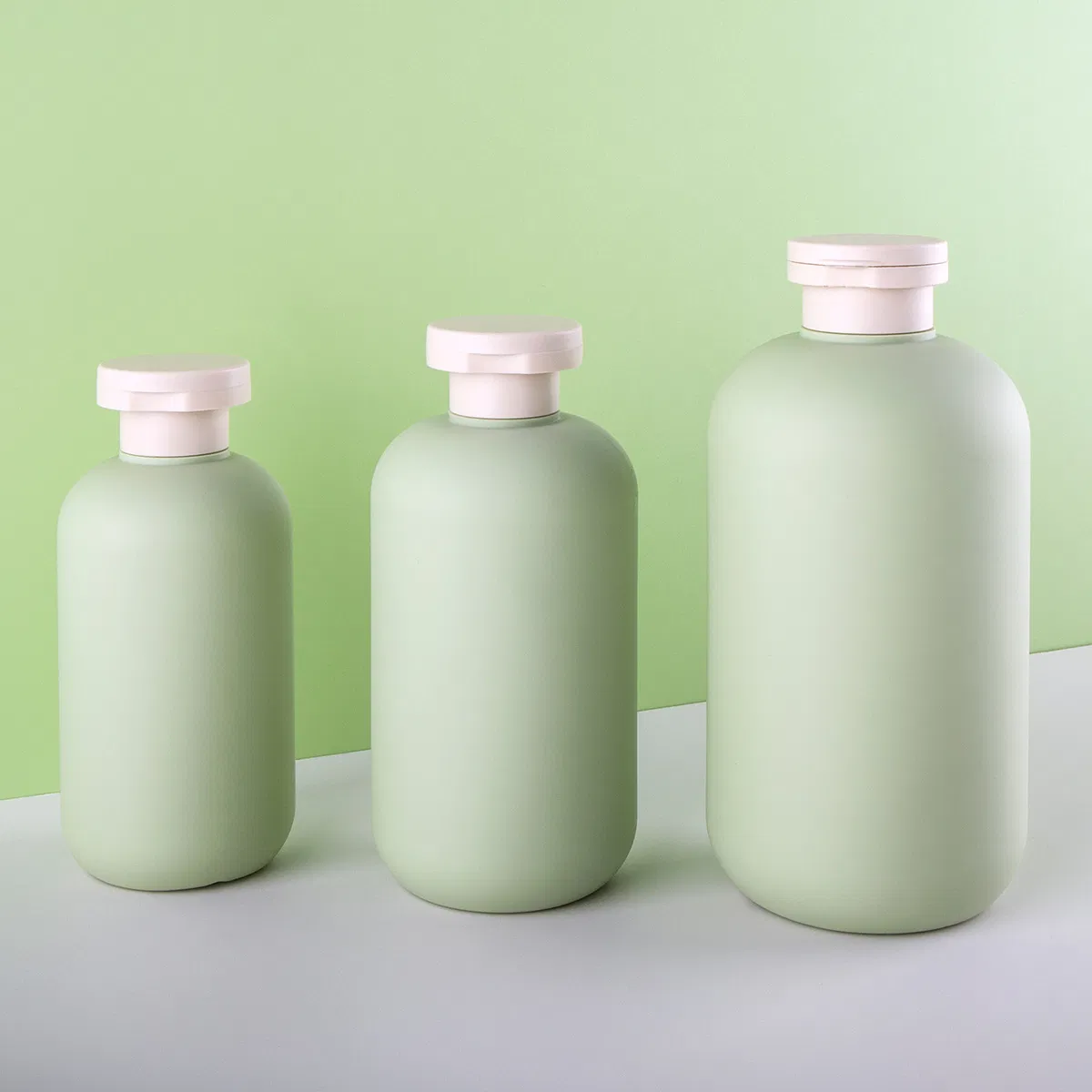 300ml Empty Plastic Cosmetic Shampoo Bottles with Flip Top Cap and Soap Pumps