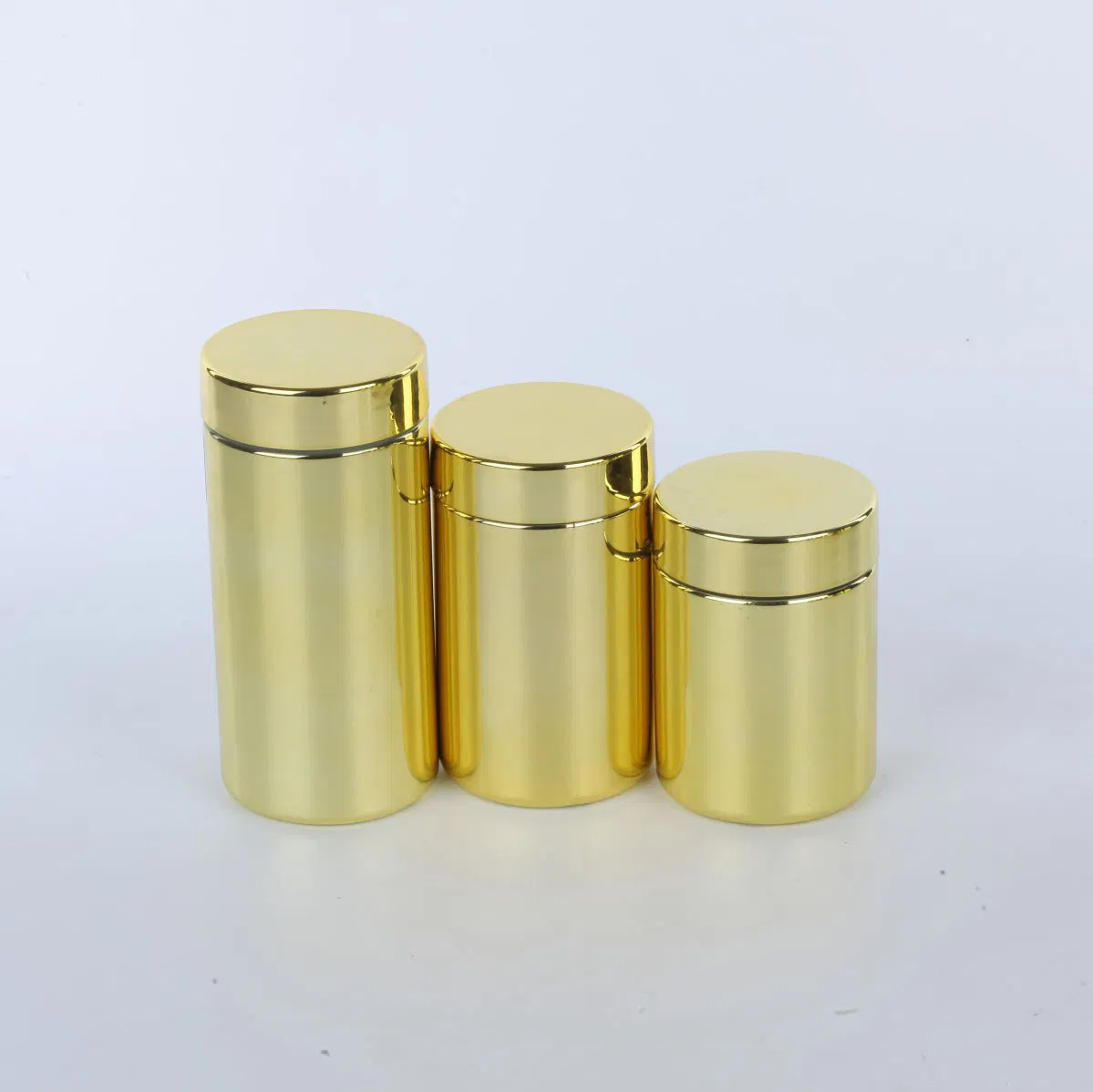 Gold Refill Packaging Containers with Empty Plastic Bottles
