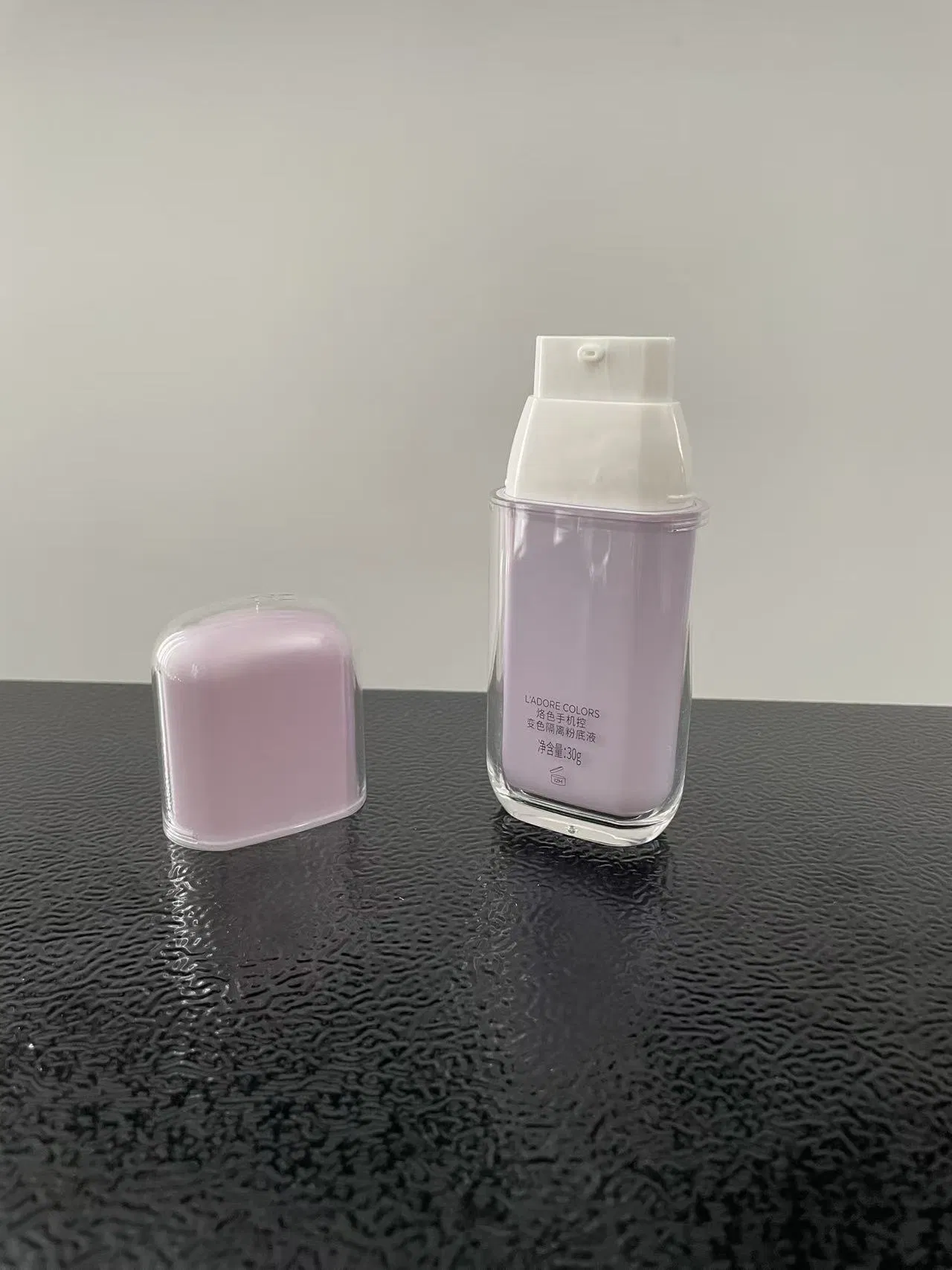 Cosmetic Lotion Skin Serum Care Sunscreen Containers Refillable Plastic Airless Pump Bottle Vacuum Airless Bottles