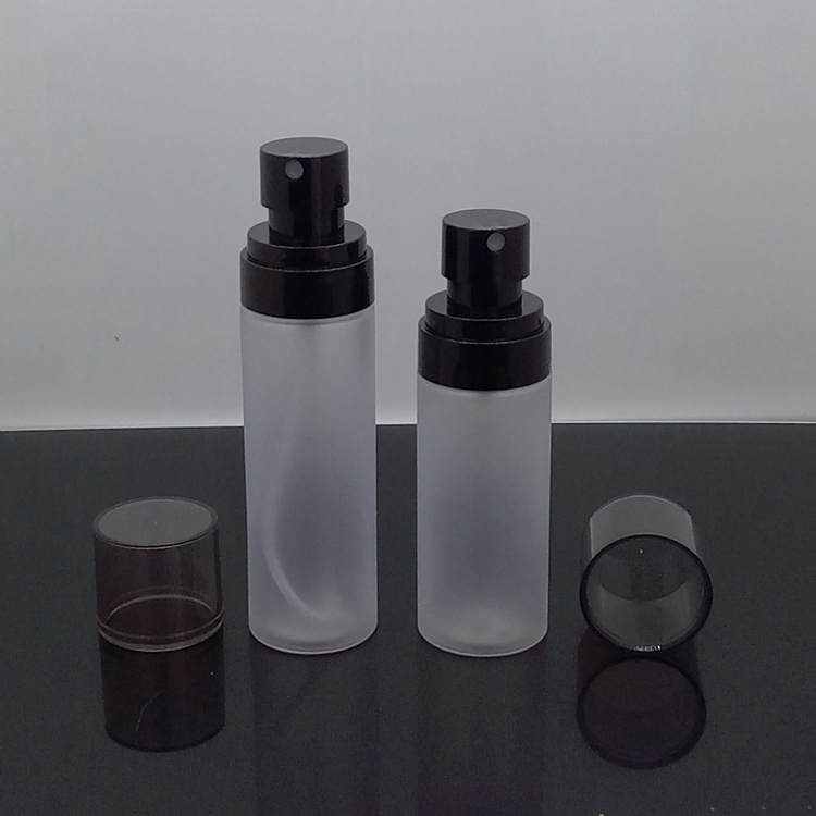 Colorful 15ml 10ml Matte Black Plastic Atomizer Airless Spray Bottle Plastic Customized Pet Spray Pump Bottle
