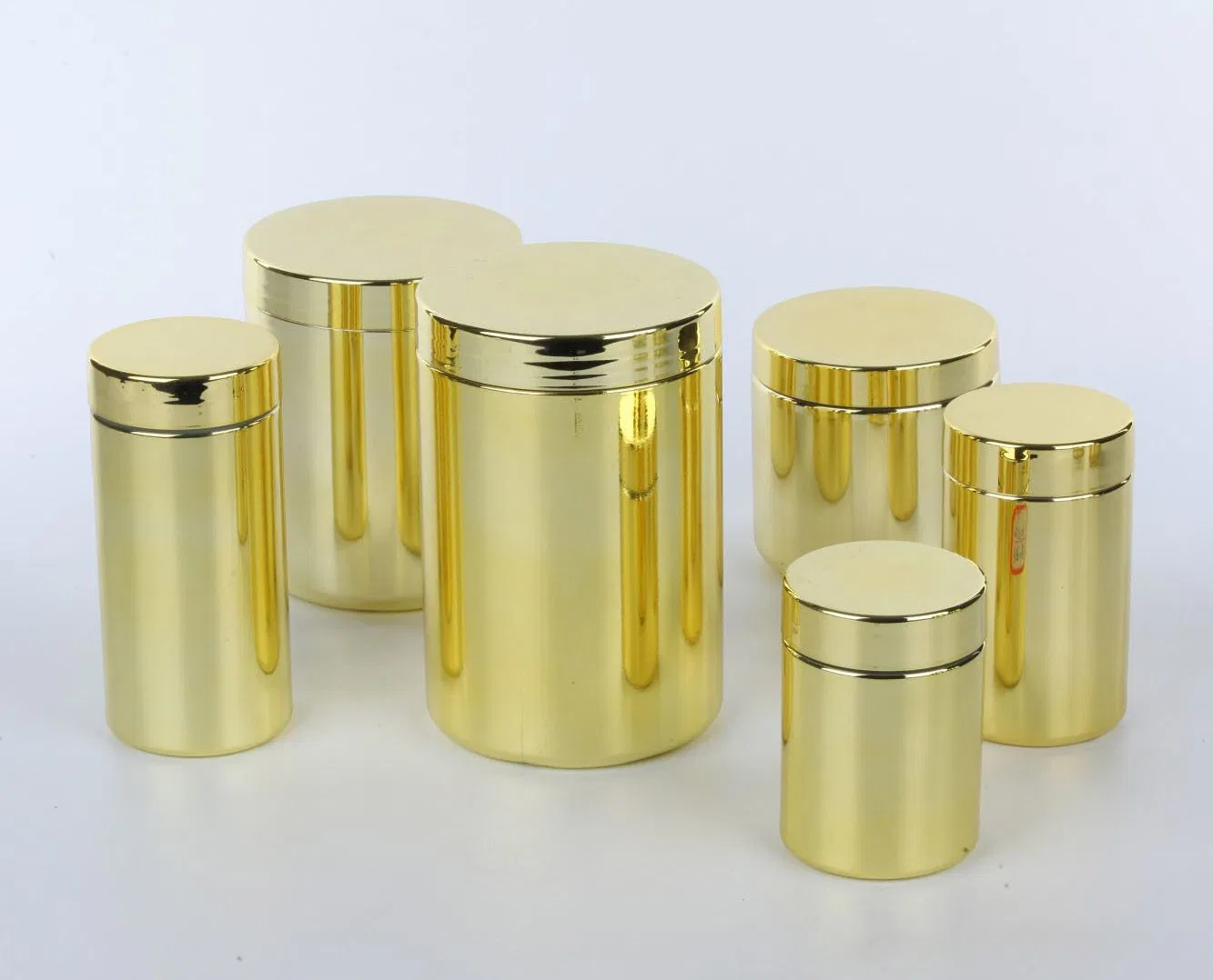 Gold Refill Packaging Containers with Empty Plastic Bottles
