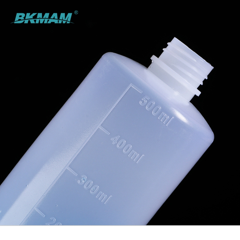 Lab Use Plastic Squeeze Washing Bottle with Bent Bozzle and Screw Cap 250ml
