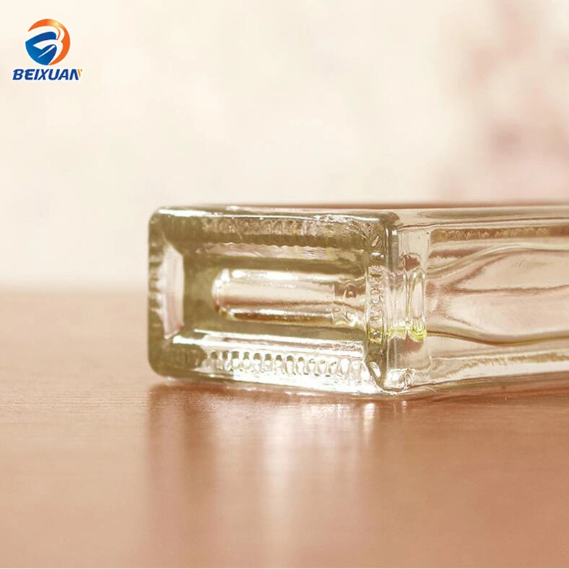 25ml Safflower Oil Glass Bottle Wind Medicated Oil Bottle for Health with Small Colored Plastic Cap