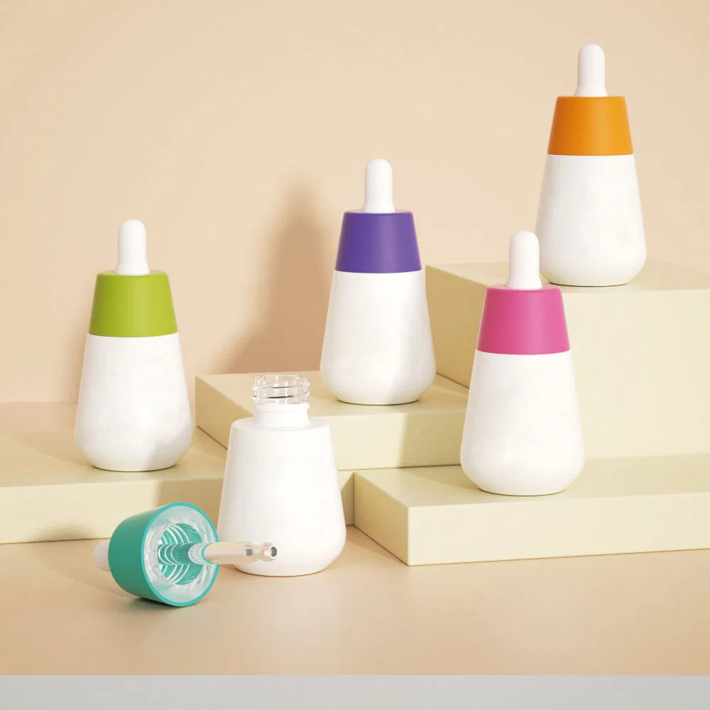 Glass Dropper Bottle with Plastic Collar and Custom Logo for Essential Oils