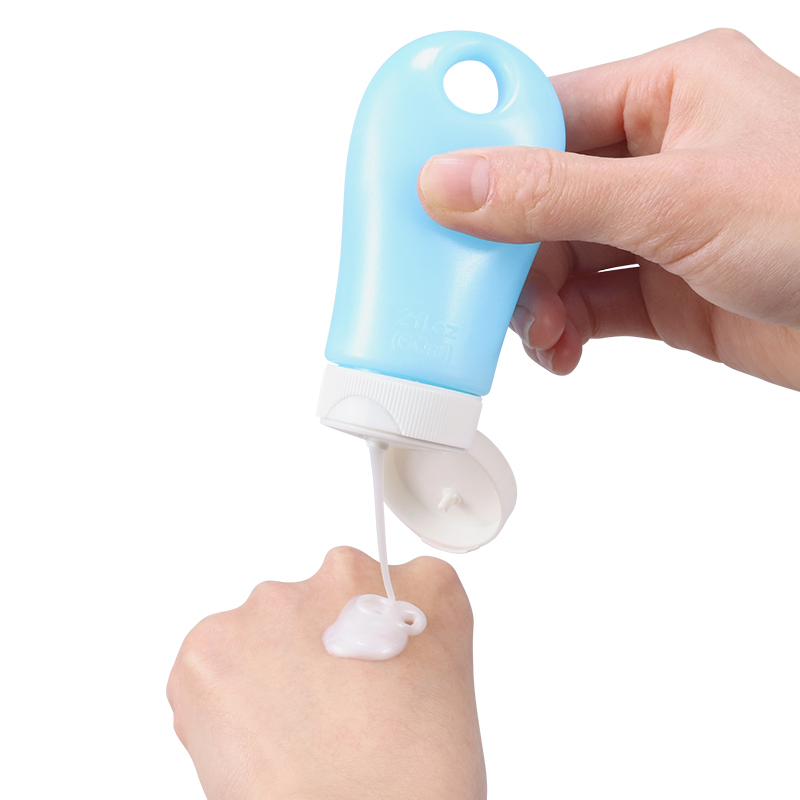 Custom Lower Price Mini 30ml 1oz PE Empty Travel Size Hand Sanitizer Bottle Reusable Travel Plastic Bottle 60ml with Keychain/Carabiners