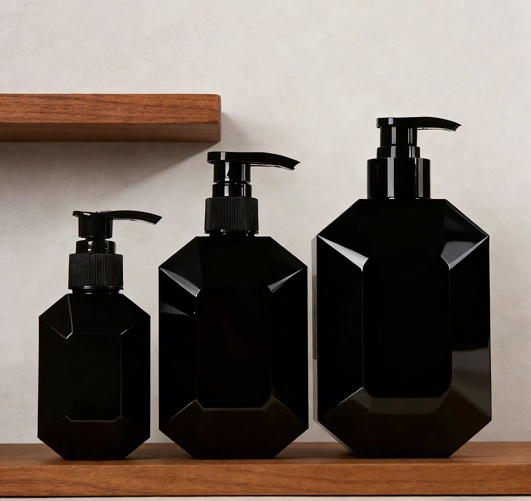 Packaging Cosmetic Liquid Hand Soap Multi-Capacity Pet Plastic Refillable Bottle