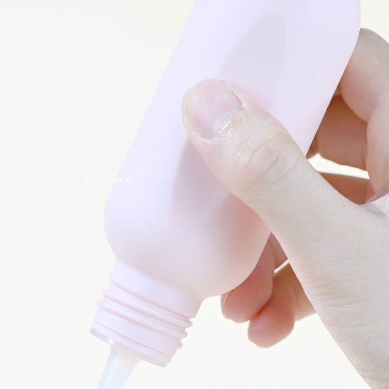 Kinpack Wholesale Squeeze 60ml 80ml 100ml 120ml Dispensing Storage Plastic PE Bottle with Plastic Cap