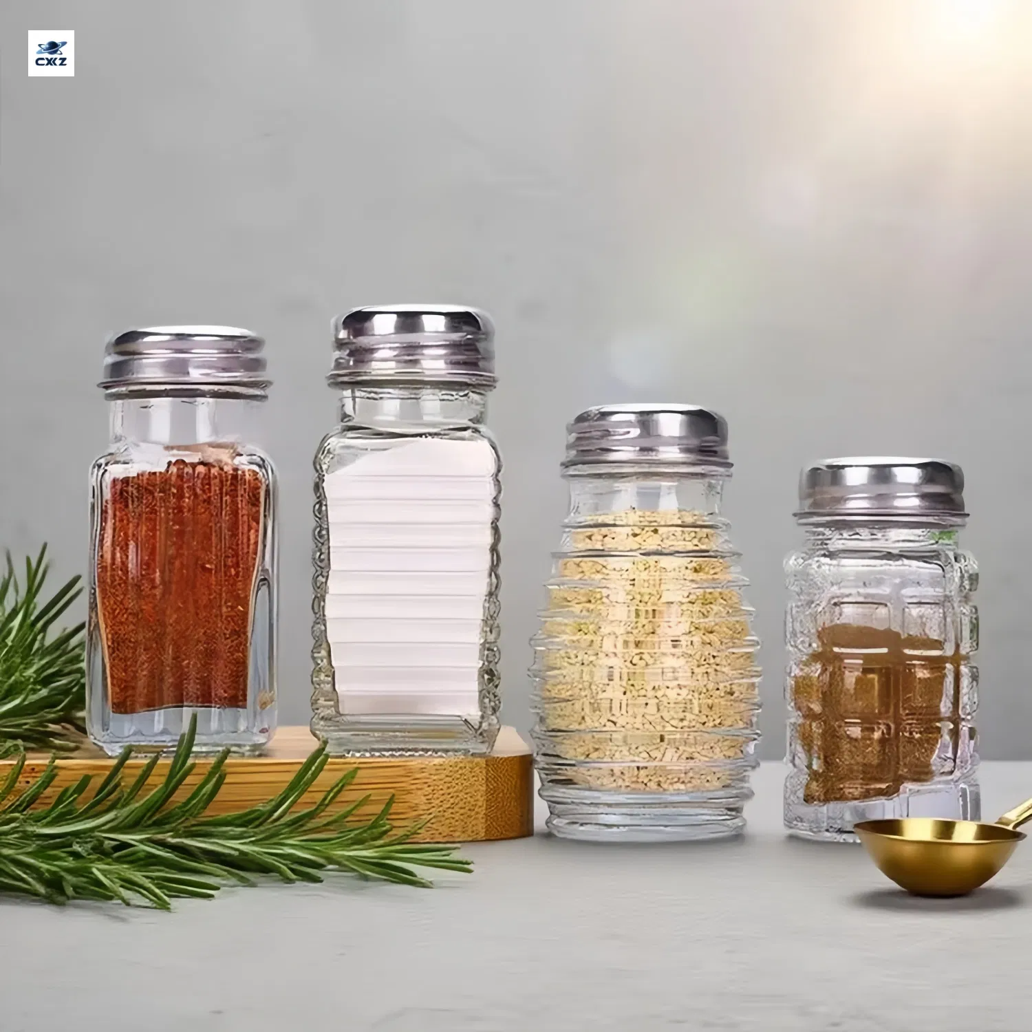 Hot Sale Pet Empty Plastic Seasoning Bottles Spice Shaker Powder Containers Pepper Salt Jar with Flapper Cap