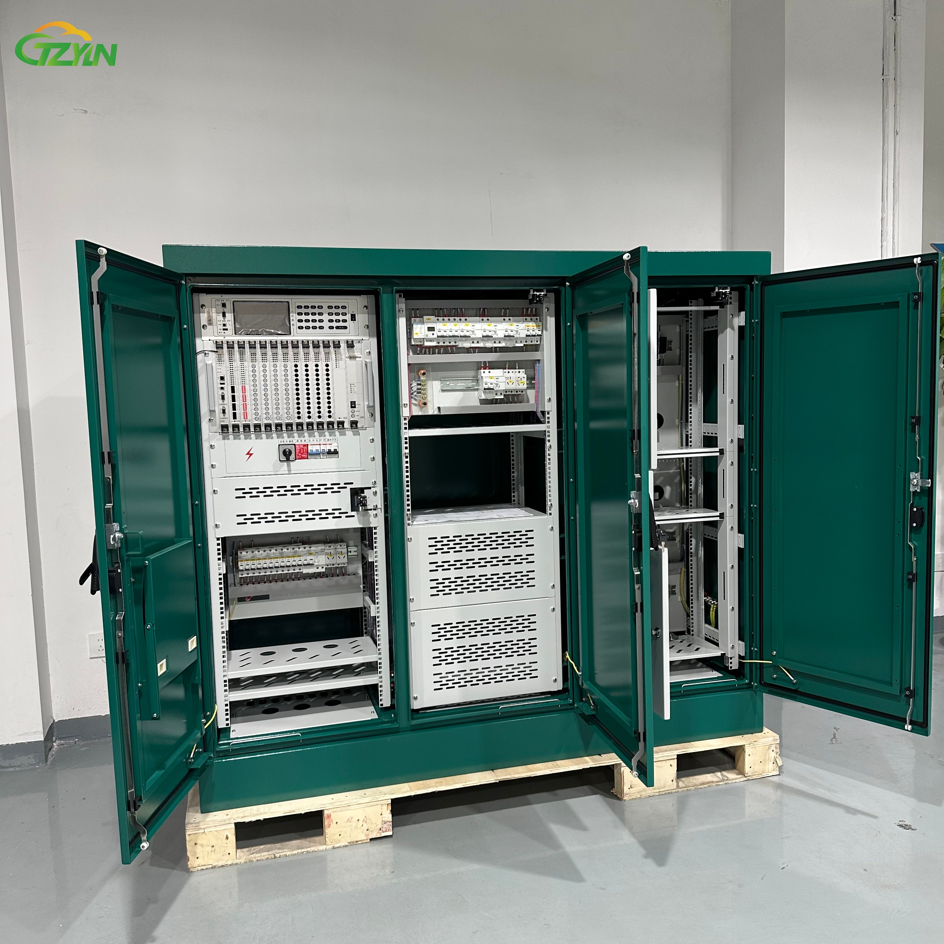 HLD Steel Traffic Light Control Cabinets Power Distribution Electrical Panel Box with Circuit Breaker for Motor