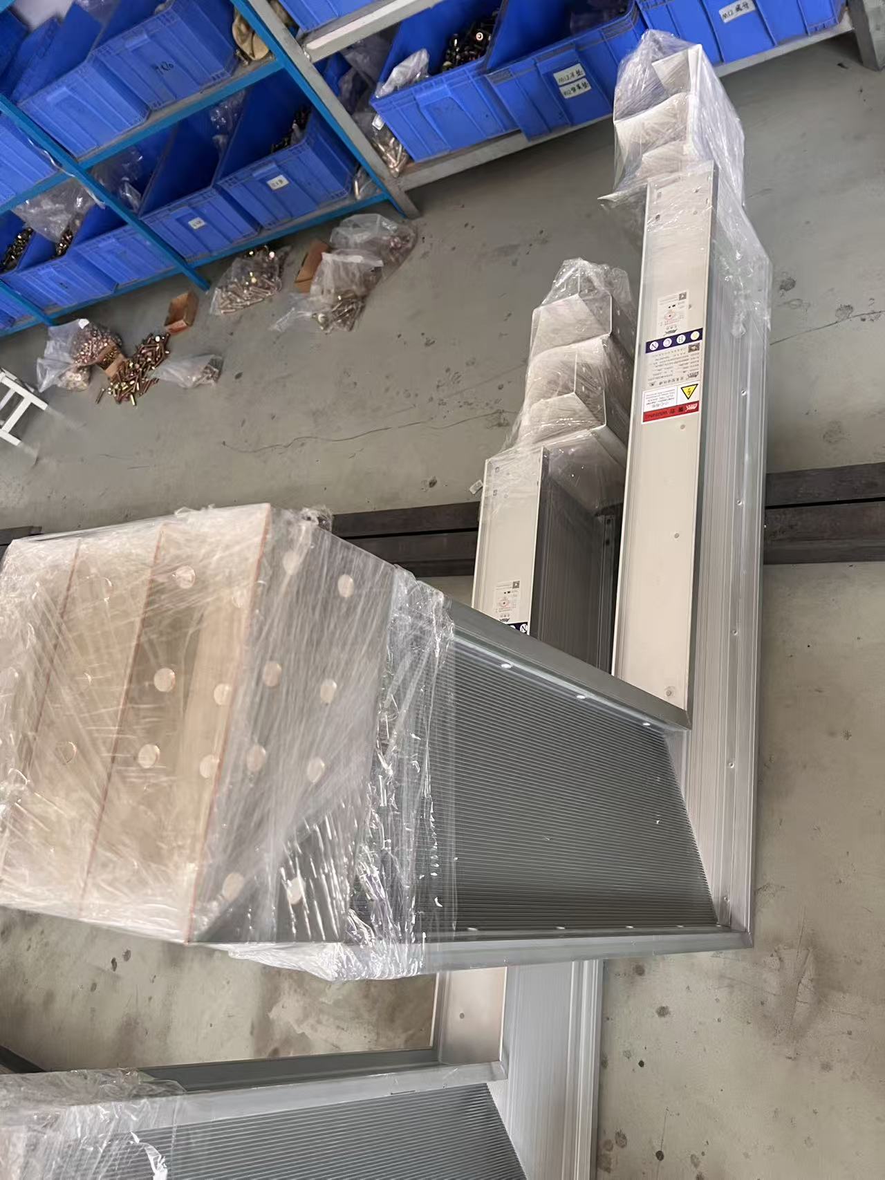 Busbar System | Copper Low Voltage Busbar Trunking Modular Design High Current Capacity Easy Installation Safe Power