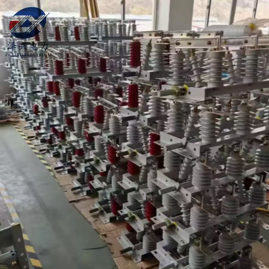 11kv High Voltage Indoor Isolator Switch Disconnecting Switches High Performance Product