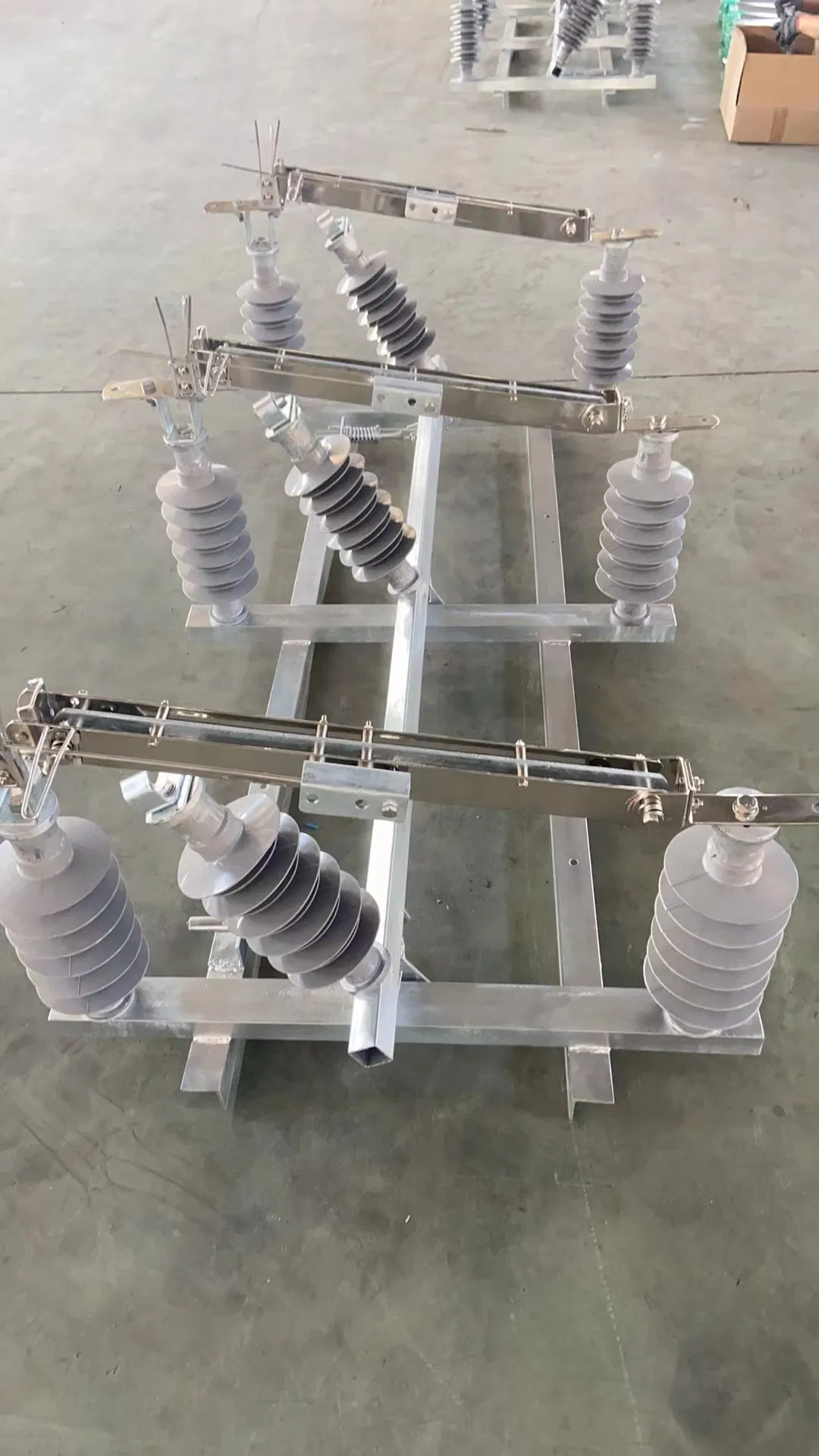 Manual Overhead Disconnector Electrical Component Devices Isolator Switch