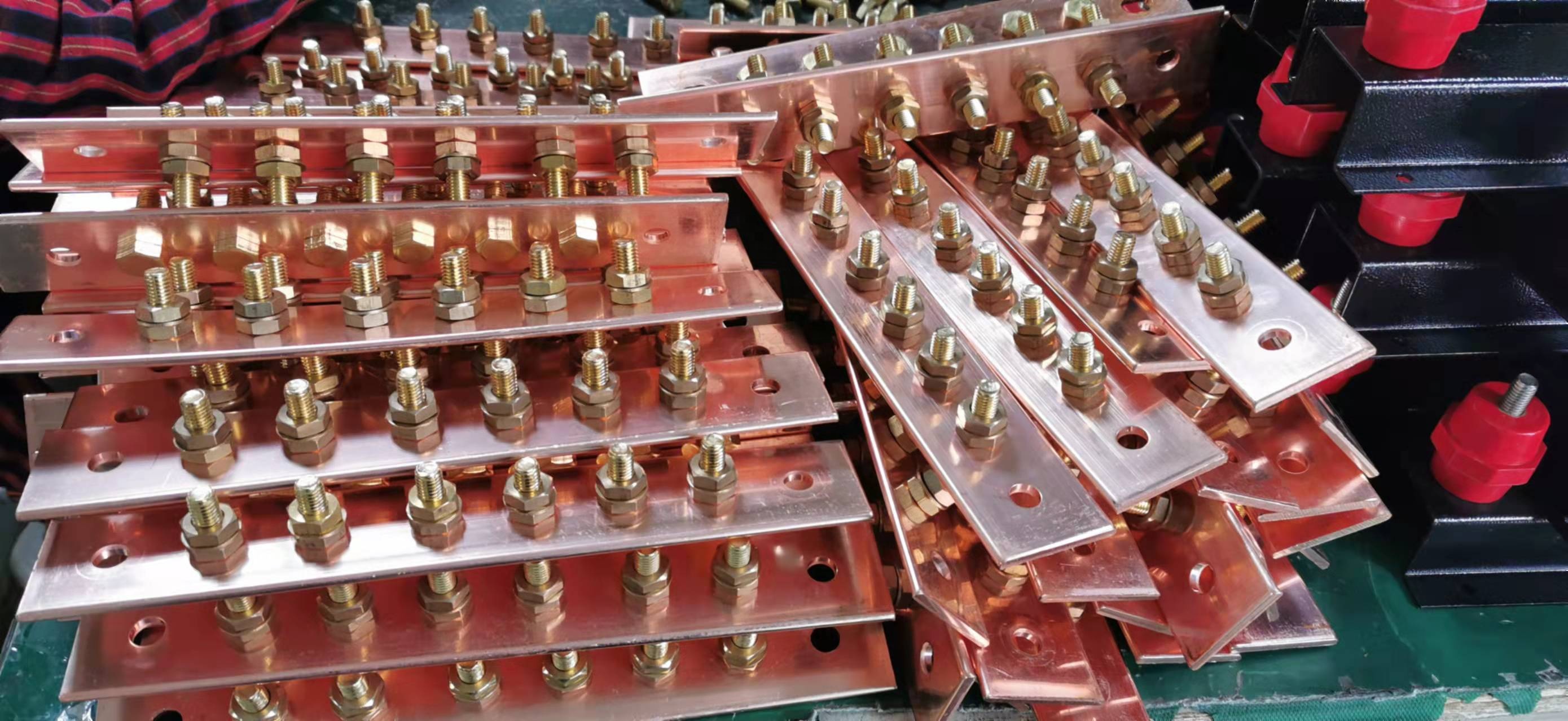 Custom Busbar Copper Bar Set for Grounding Electrical Panel Mounting Brass Earth Bar System for Industrial Use