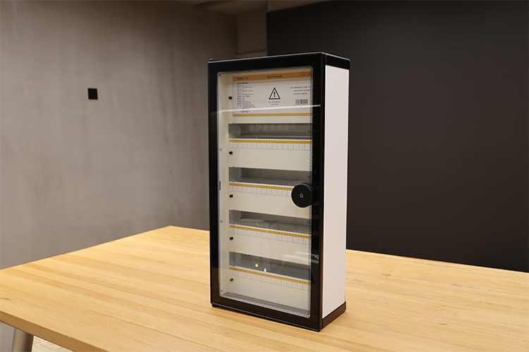 Distribution Box Feature 1