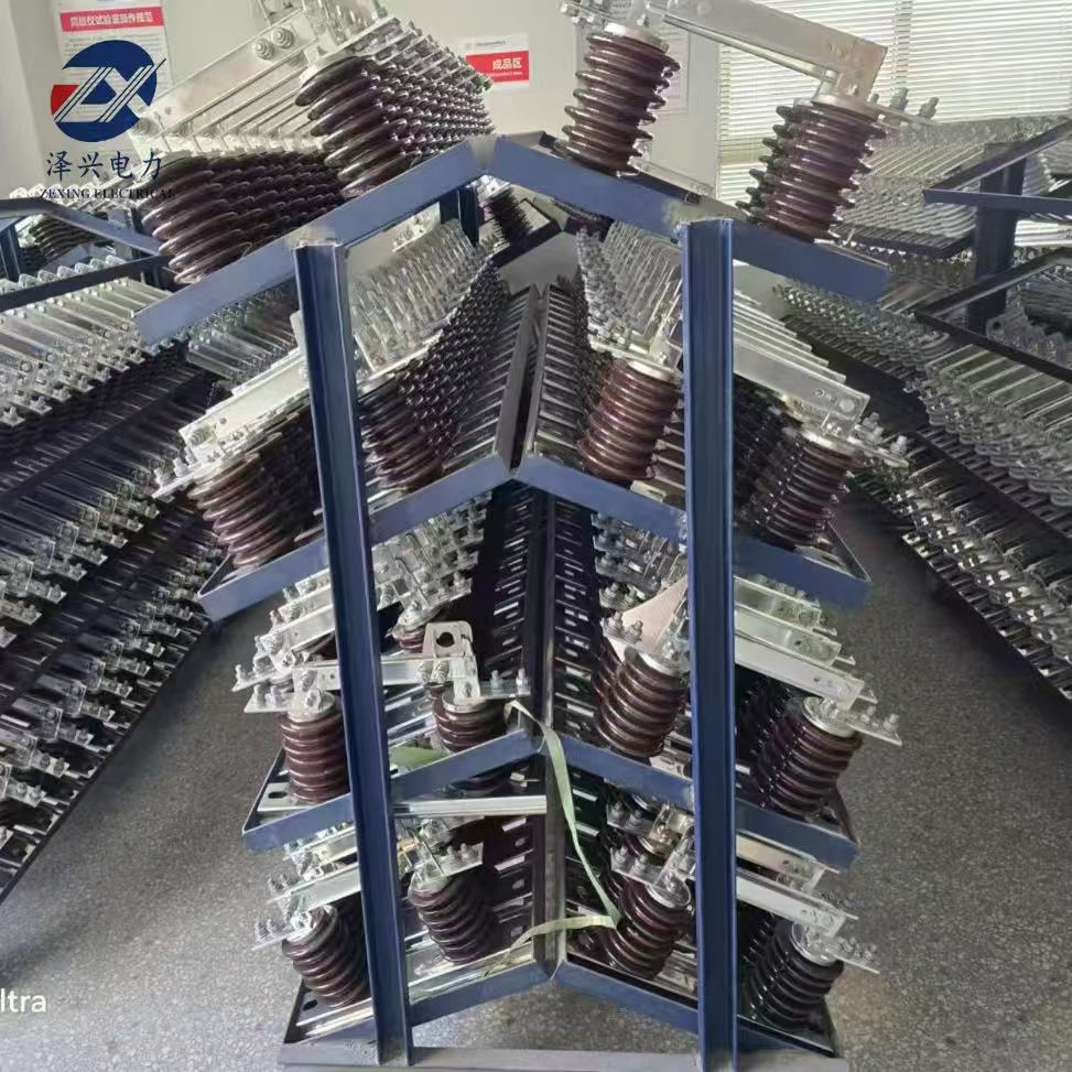 11kv High Voltage Indoor Isolator Switch Disconnecting Switches High Performance Product