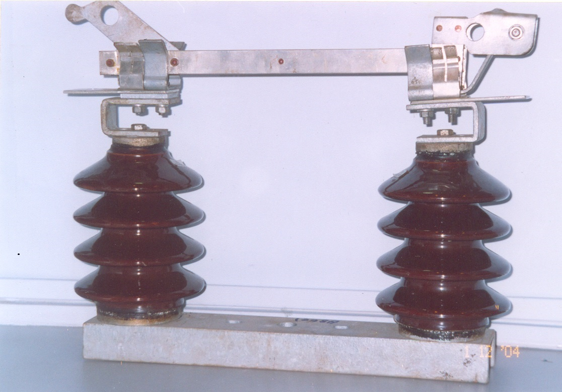 Gang Operation Isolator Switch Disconnecting Switch