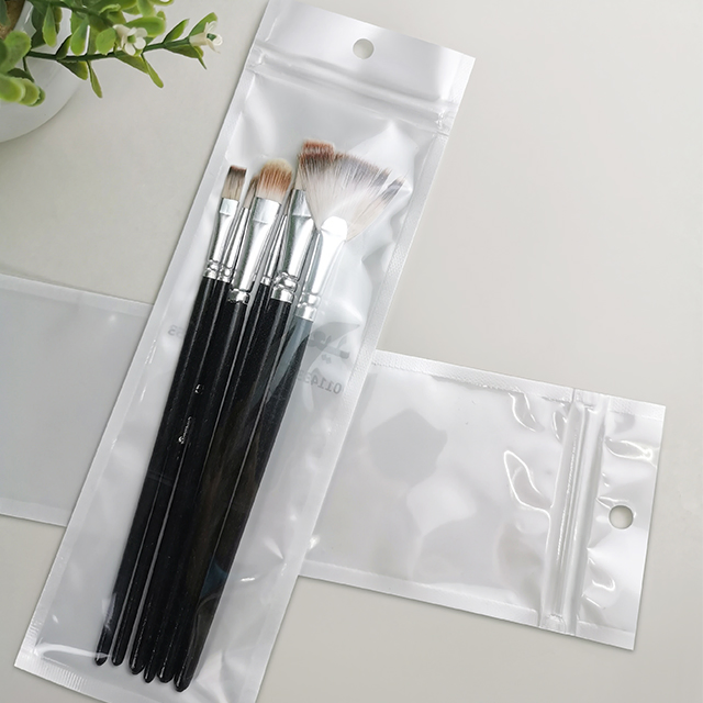 Custom Three Side Seal Zipper Pouch Pearlized Film Plastic Bag Pen Makeup Brush Packaging for Personal Care Gravure Printing
