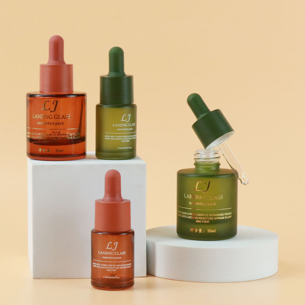 Personalized Logo Printed Dropper Brown Green Bottle Serum Oil Hair Essential Oil Bottle Cosmetics Packaging 15ml 30ml