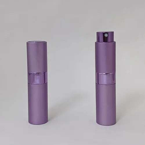 Twist up Perfume Atomizer Ring Detail