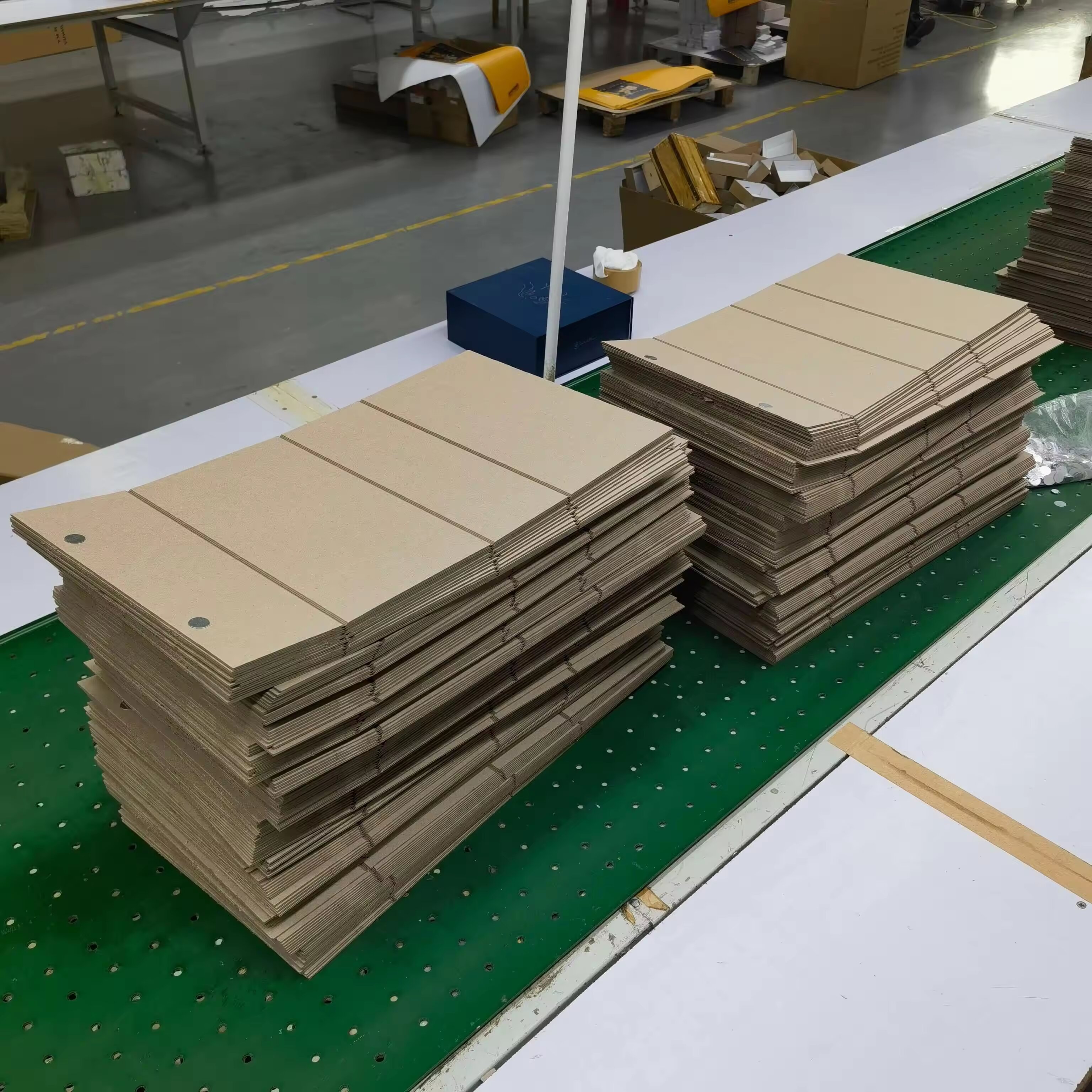 Custom shaped foam insert inside magnetic coffret packaging
