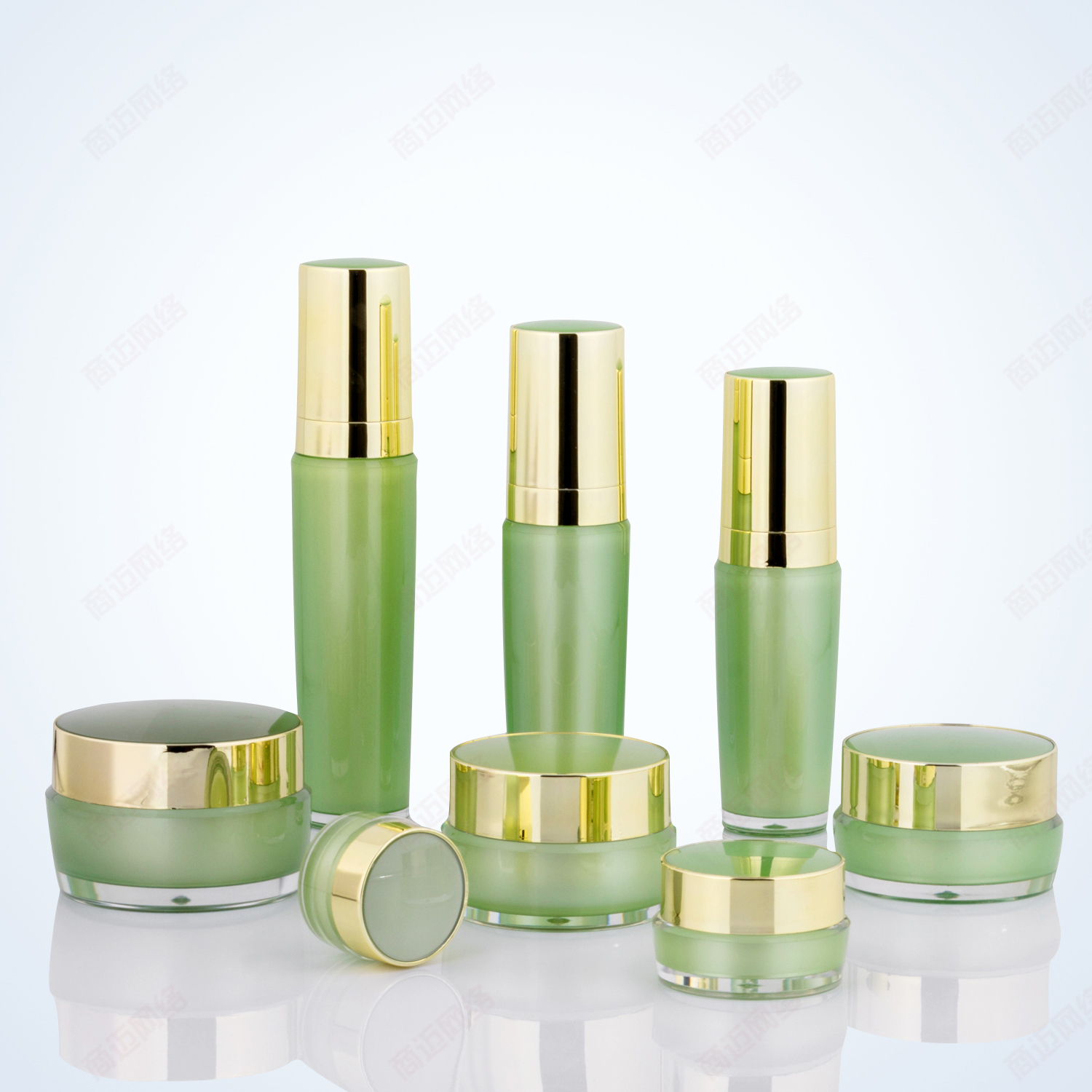 Wholesale Small Empty Cosmetic Cream Packaging Box Set Suppliers Custom Label Plastic Cosmetic Jars