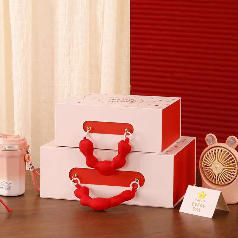 Eco-Friendly Flat Pack Packaging for Sustainable Retail Solutions
