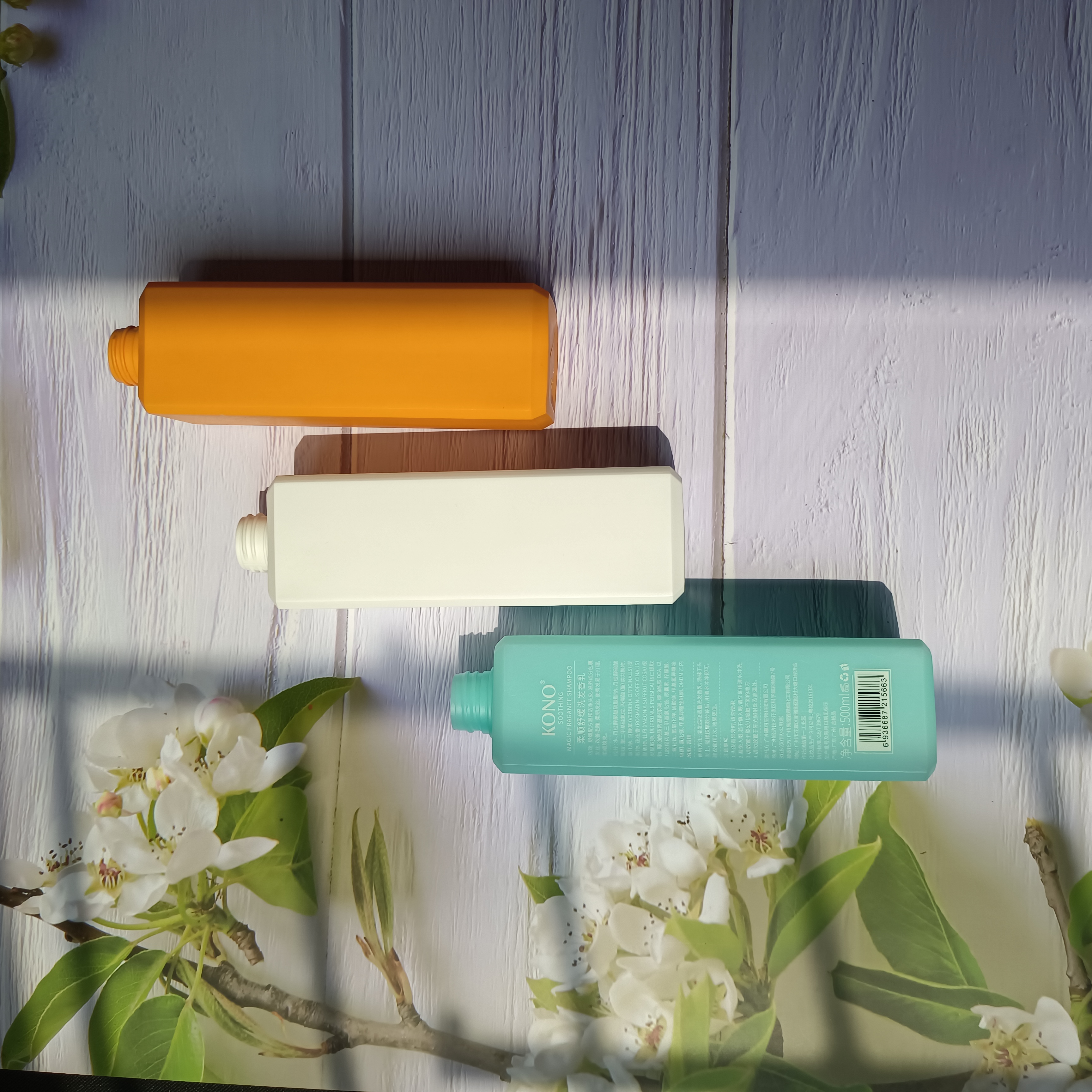 XYPACKAGING HDPE Square Cosmetic Packaging Bottles with Custom Silk Screen Printing for Shampoo &amp; Lotion 500ml/15oz Custom Color