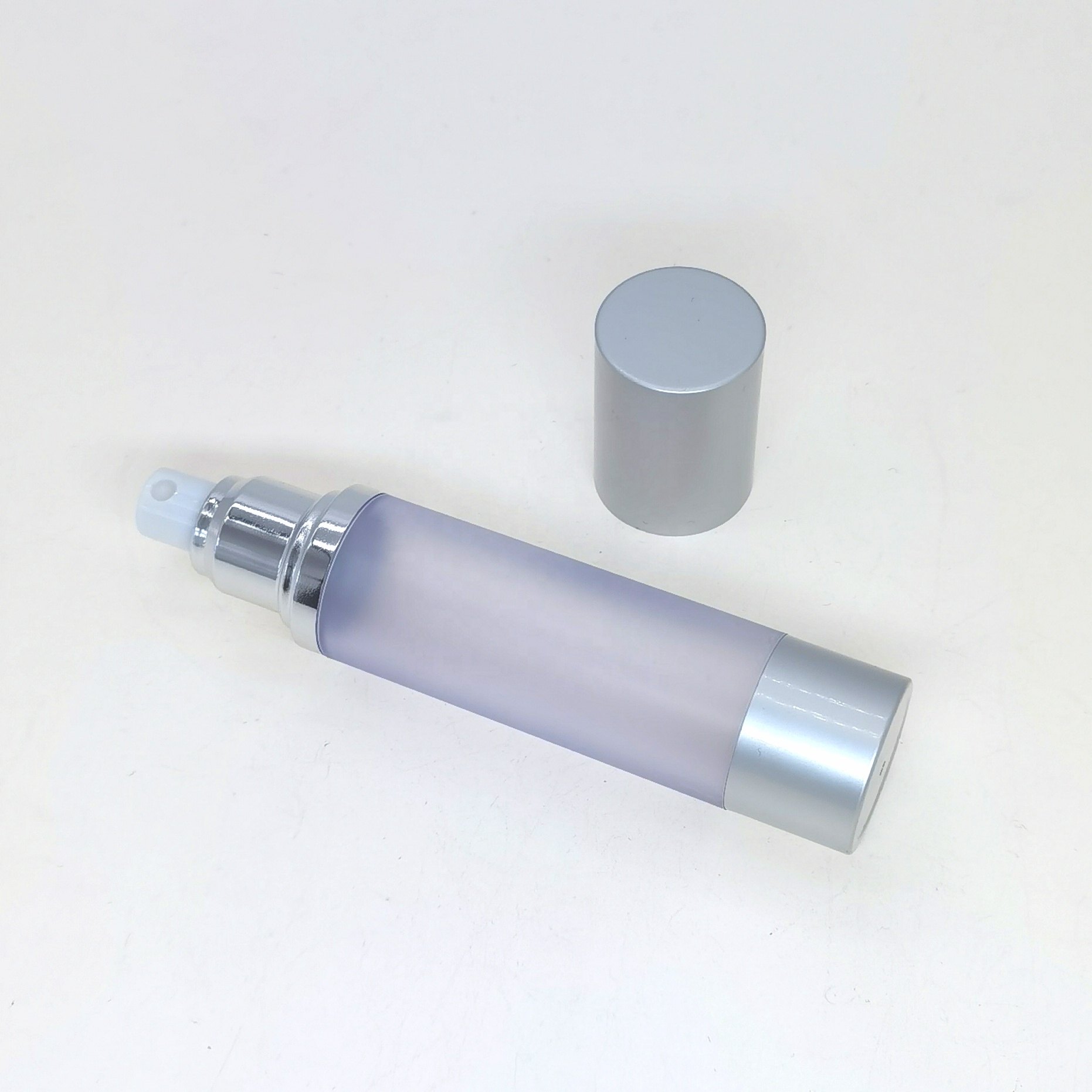 15ml 30ml 50ml 100 ml Luxury Shiny Silver Aluminum Cosmetic Frosted Plastic Spray Silver Airless Pump Bottle