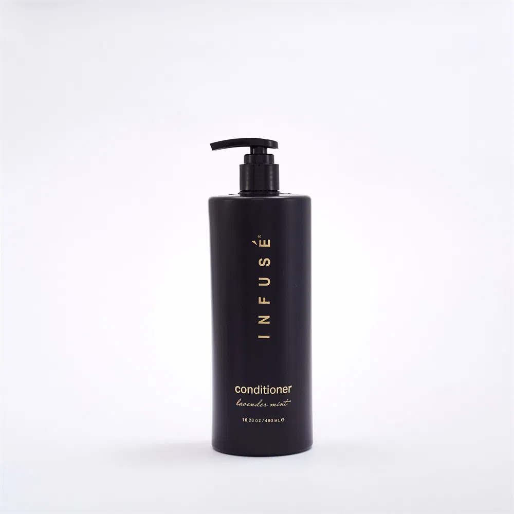Minimalist Hotel Packaging 4