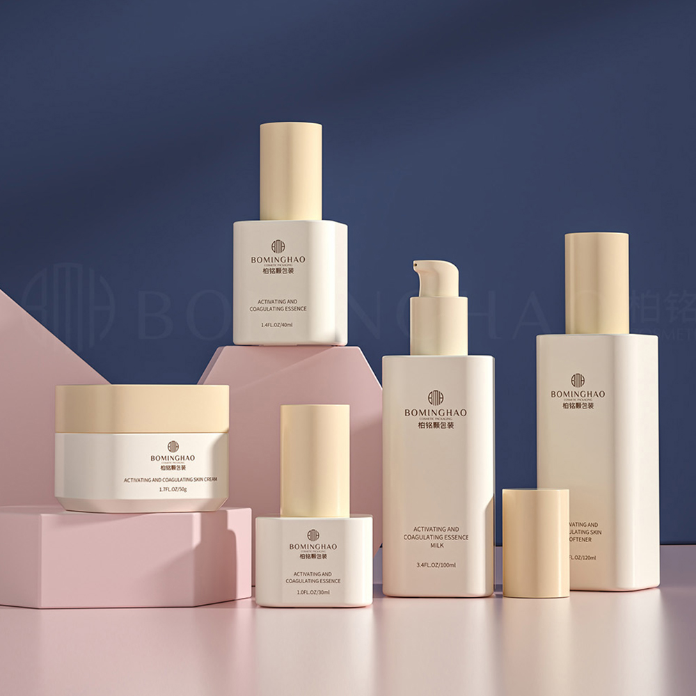 Ergonomic Luxury Cosmetic Glass Pack Container 30ml 50ml 100ml 150ml Yellow Gray Empty Serum Lotion Glass Cosmetic Packaging Set