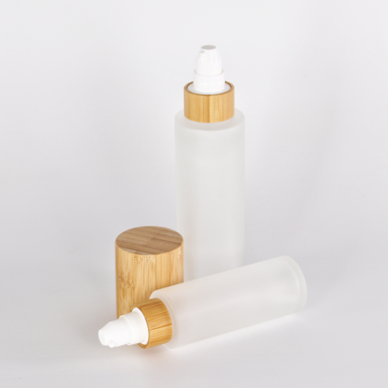 Oem Environmentally Cosmetic Packaging Sets 30ml 50ml 80ml Bamboo Glass Spray Pump Bottle Dropper Oil Lotion Glass Bottles